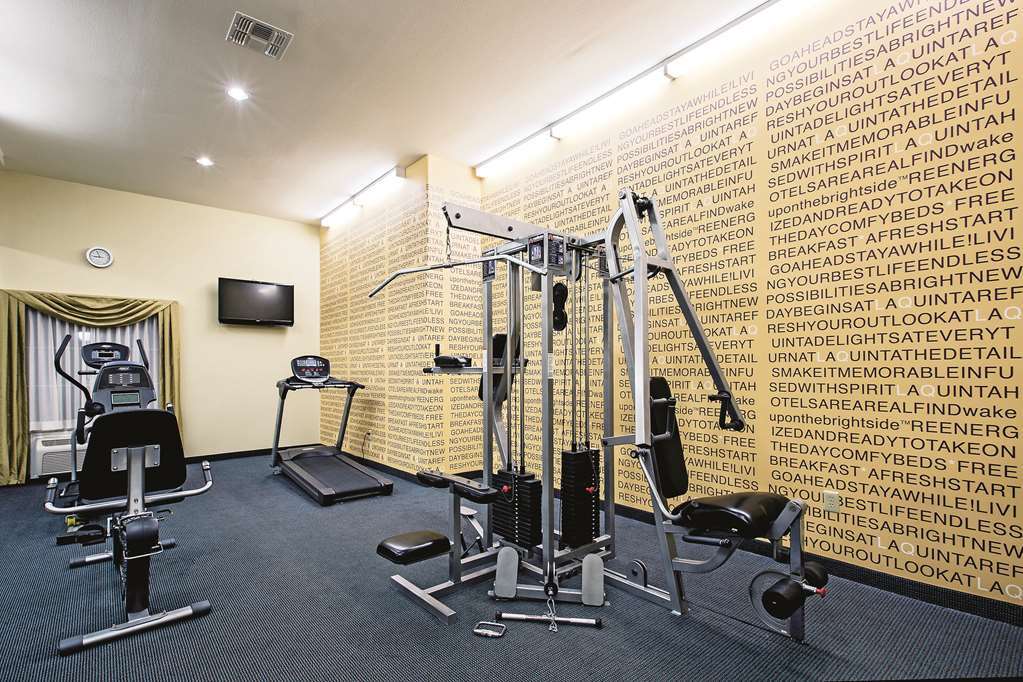La Quinta By Wyndham Houston New Caney Facilities photo